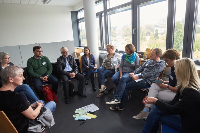 Viele Professionen in KiTas können die Arbeit bereichern IV. KiTa