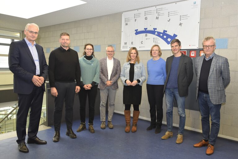 Foto von Vertreterinnen und Vertreter der vier kooperierenden Hochschulen beim zweiten BUGA-Netzwerktreffen