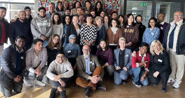 Gruppenfoto der Teilnehmen des internationalen Seminars