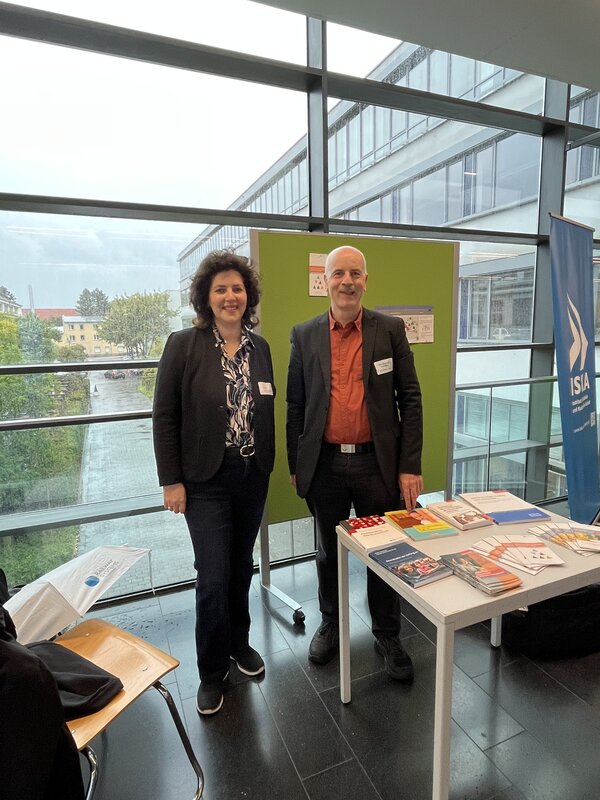 Prof. Dr. Irit Wyrobnik und Prof. Dr. Armin Schneider