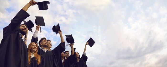 Fliegende Doktorhüte