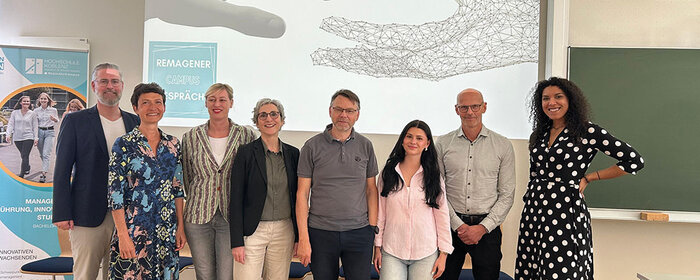 Gruppenfoto der Beteiligten der Remagener Campus Gespräche im Mai 2025