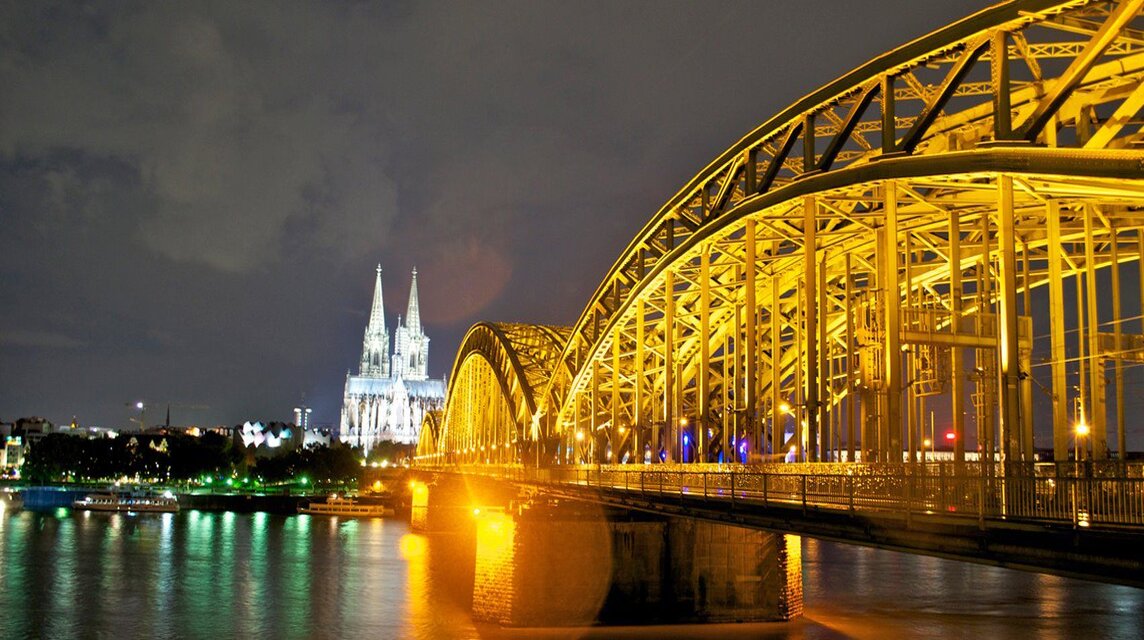 [Translate to English:] Kölner Dom und Brücke