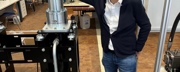 Ein Mann im Labor