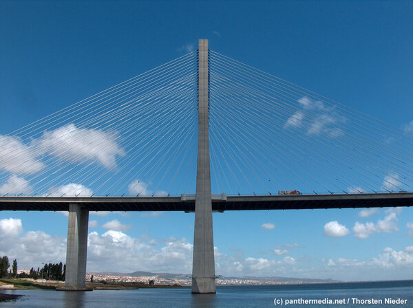 Ponte Vacso da Gama in Lassabon