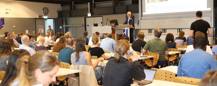 Teilnehmer*innen der Konferenz Fünf Jahre nach der Flut am Campus Remagen