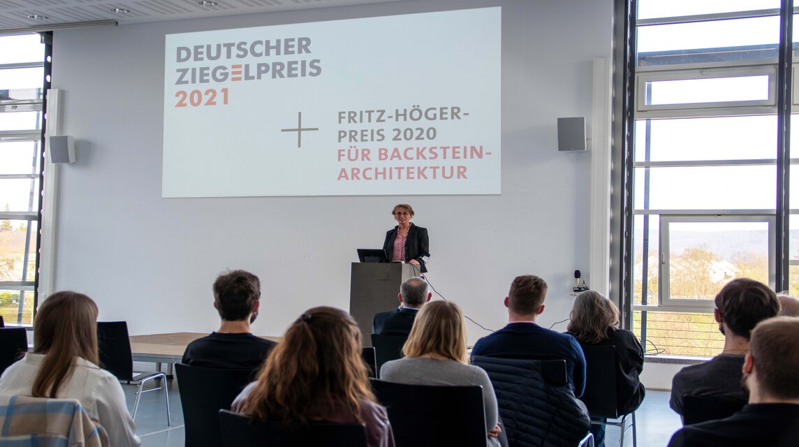 Feierliche Eröffnung der Ausstellung Deutscher Ziegelpreis