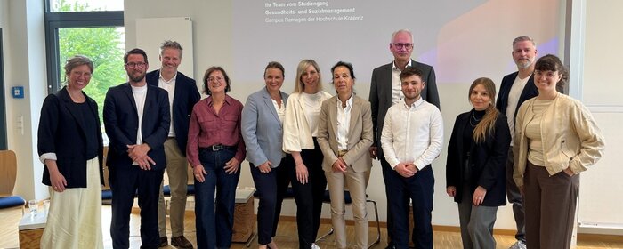 Gruppenbild bei den Campusgesprächen
