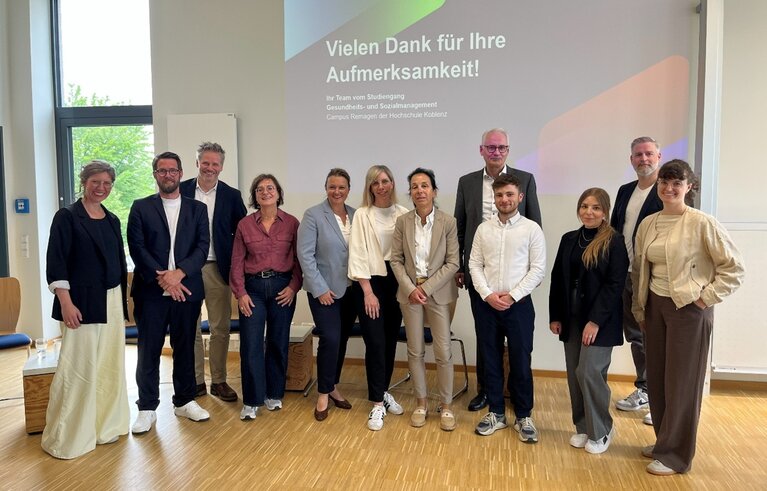 Gruppenbild bei den Campusgesprächen