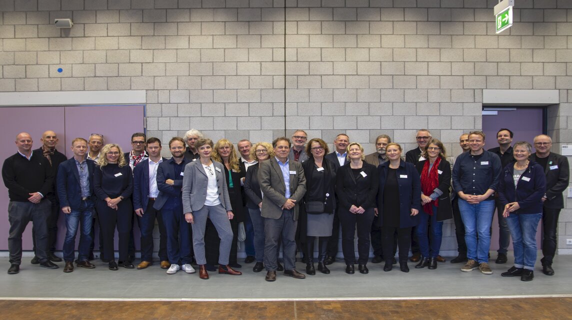 Gruppenbild Vertreterinnen und Vertreter der Architekturstudiengänge