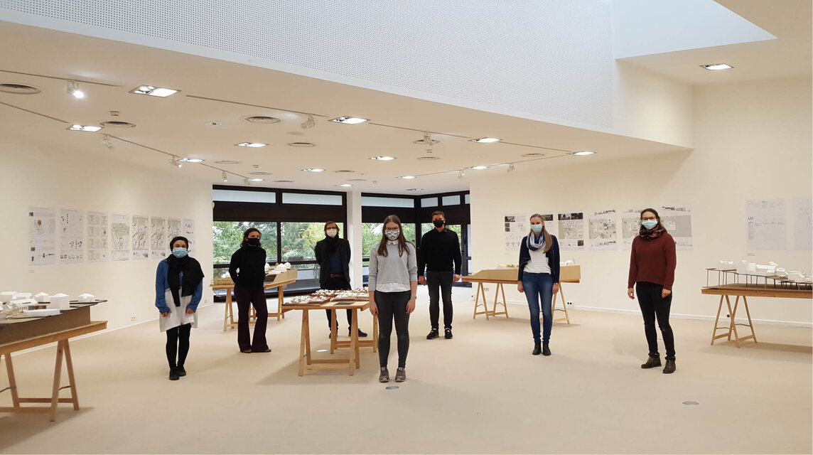 Gruppenbild im Keramikmuseum