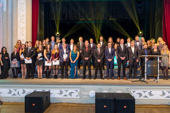 Absolventenfeier 2017 Gruppenfoto
