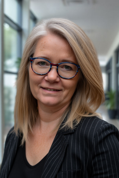  Sandra Schneeweiß