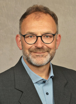 Dr. rer. nat. Frank Tomaschek