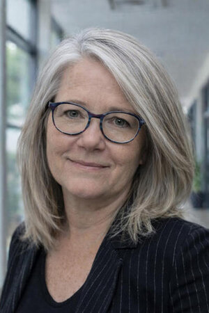 Sandra Schneeweiß