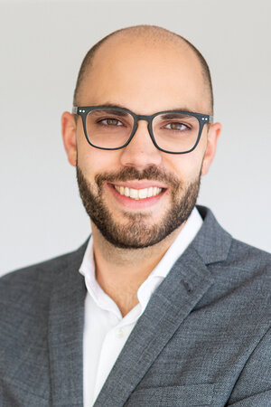  Simon Kaiser