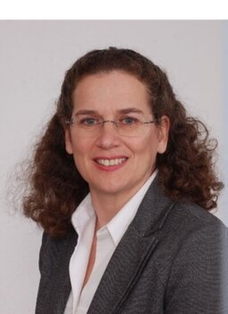 Bettina Noll