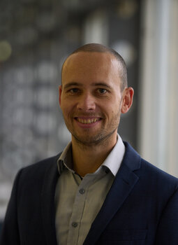 Dr. Andy Schieler-Hallschmid
